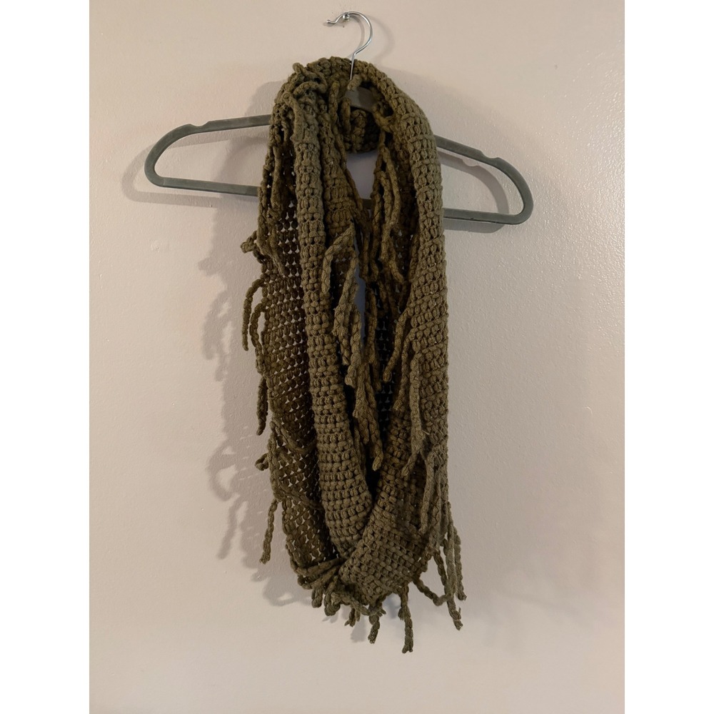 Sundance Olive Green Chunky Crochet Infinity‎ Scarf Fringe Tassel Knit Boho